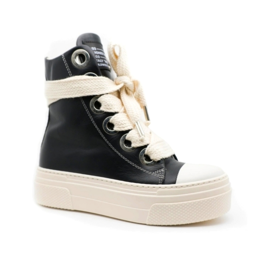 Calipso 300 V.1 Cream Laces Black